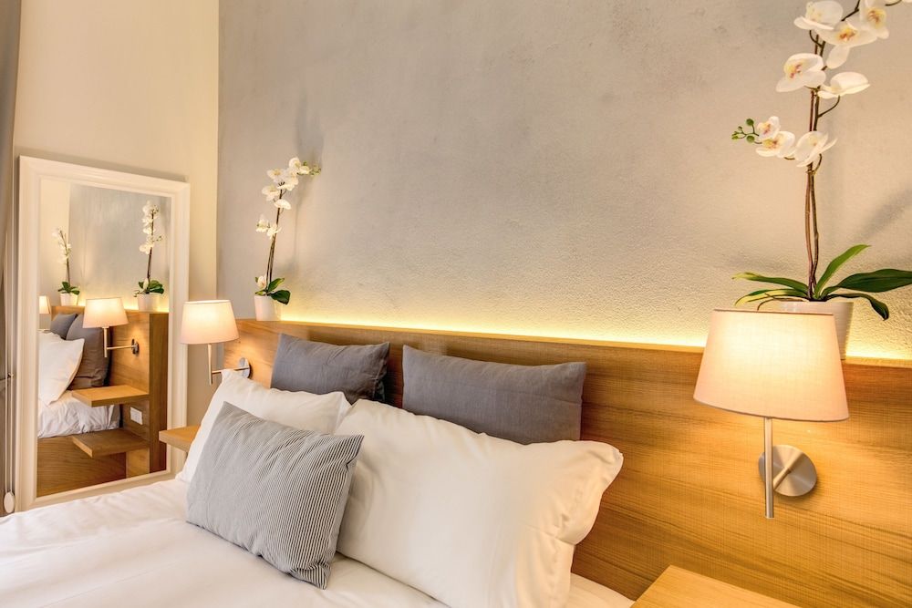 undefined The Spanish Suite Campo de Fiori 8