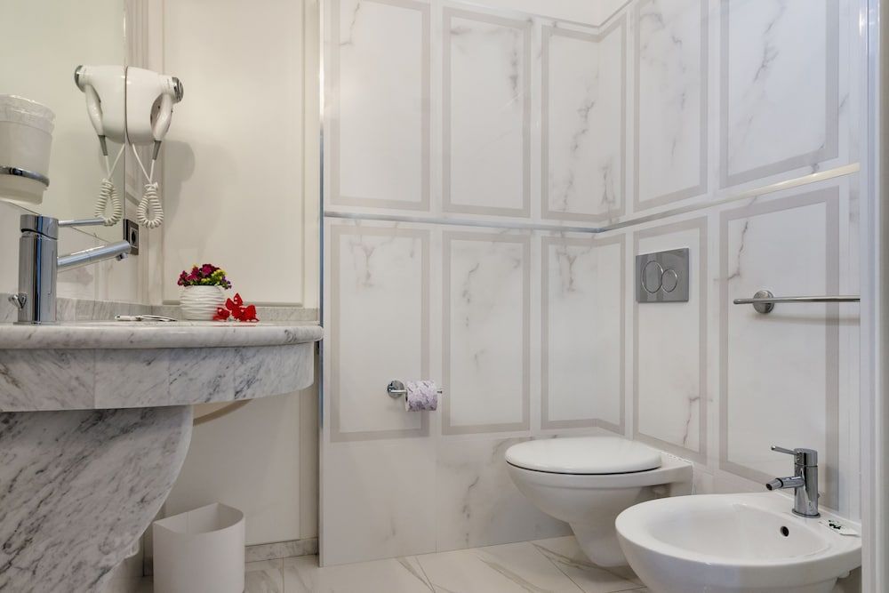 Hotel Luna Lido Double Room 6