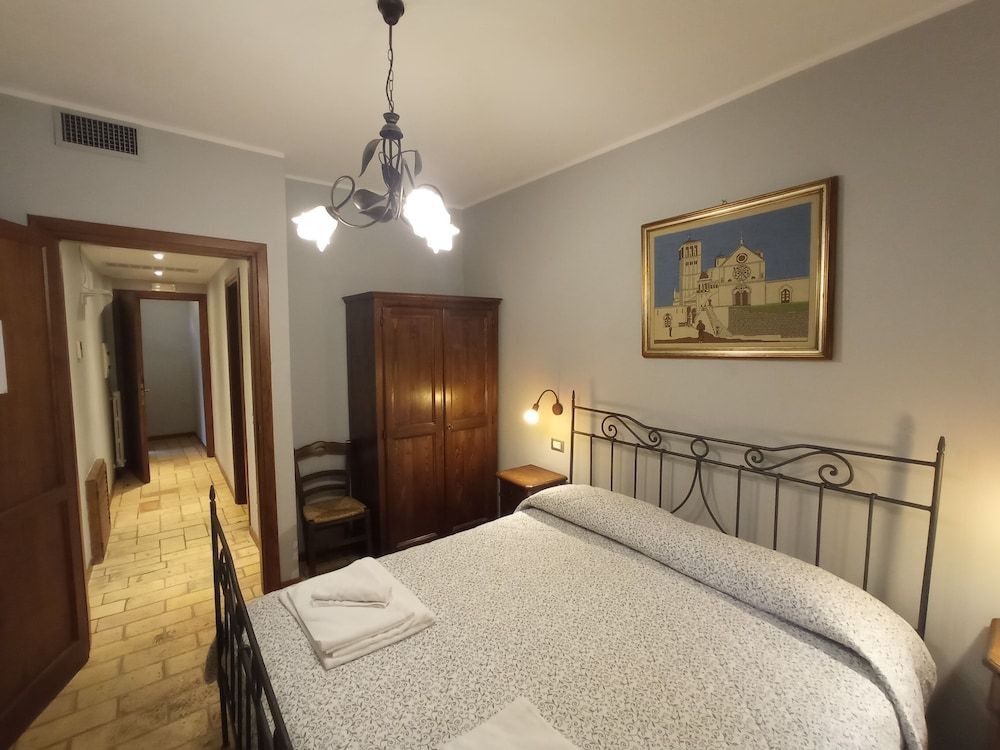 Comfort Double Room, 1 Queen Bed, Ensuite, Garden View