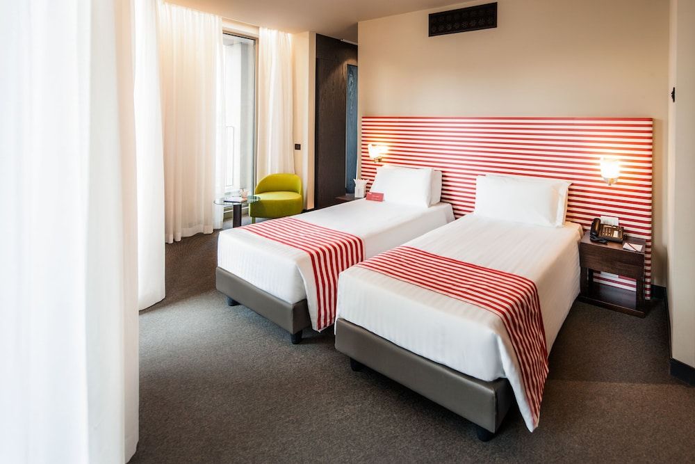undefined Hotel Glam Milano 9
