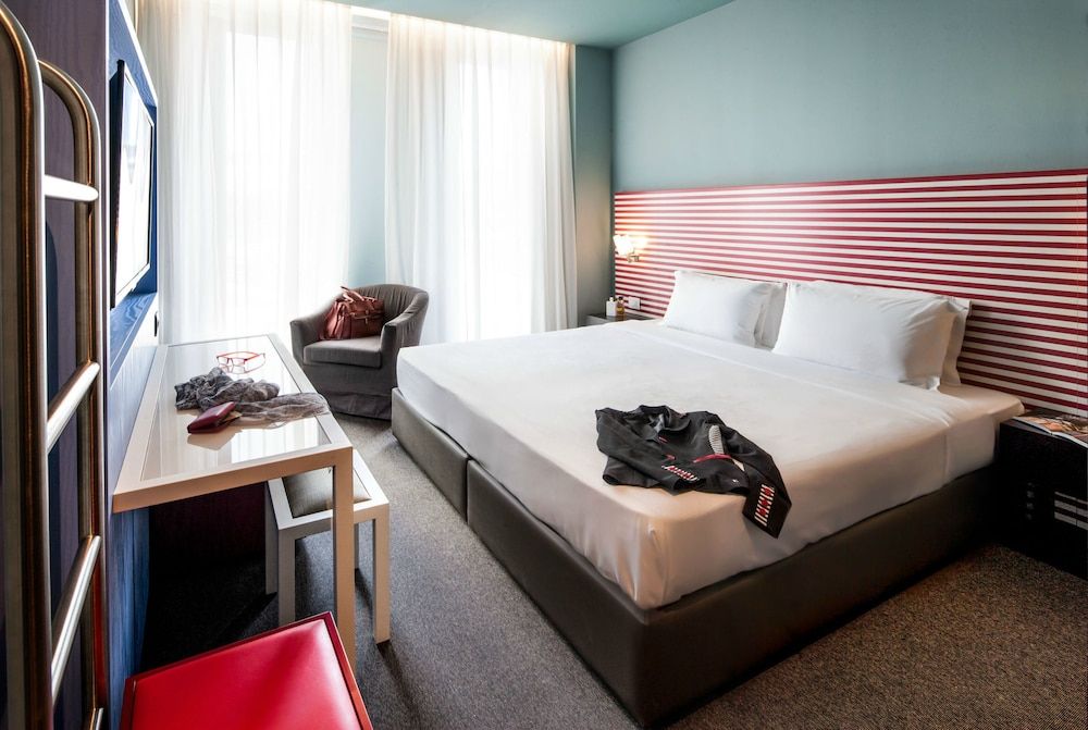 undefined Hotel Glam Milano 4