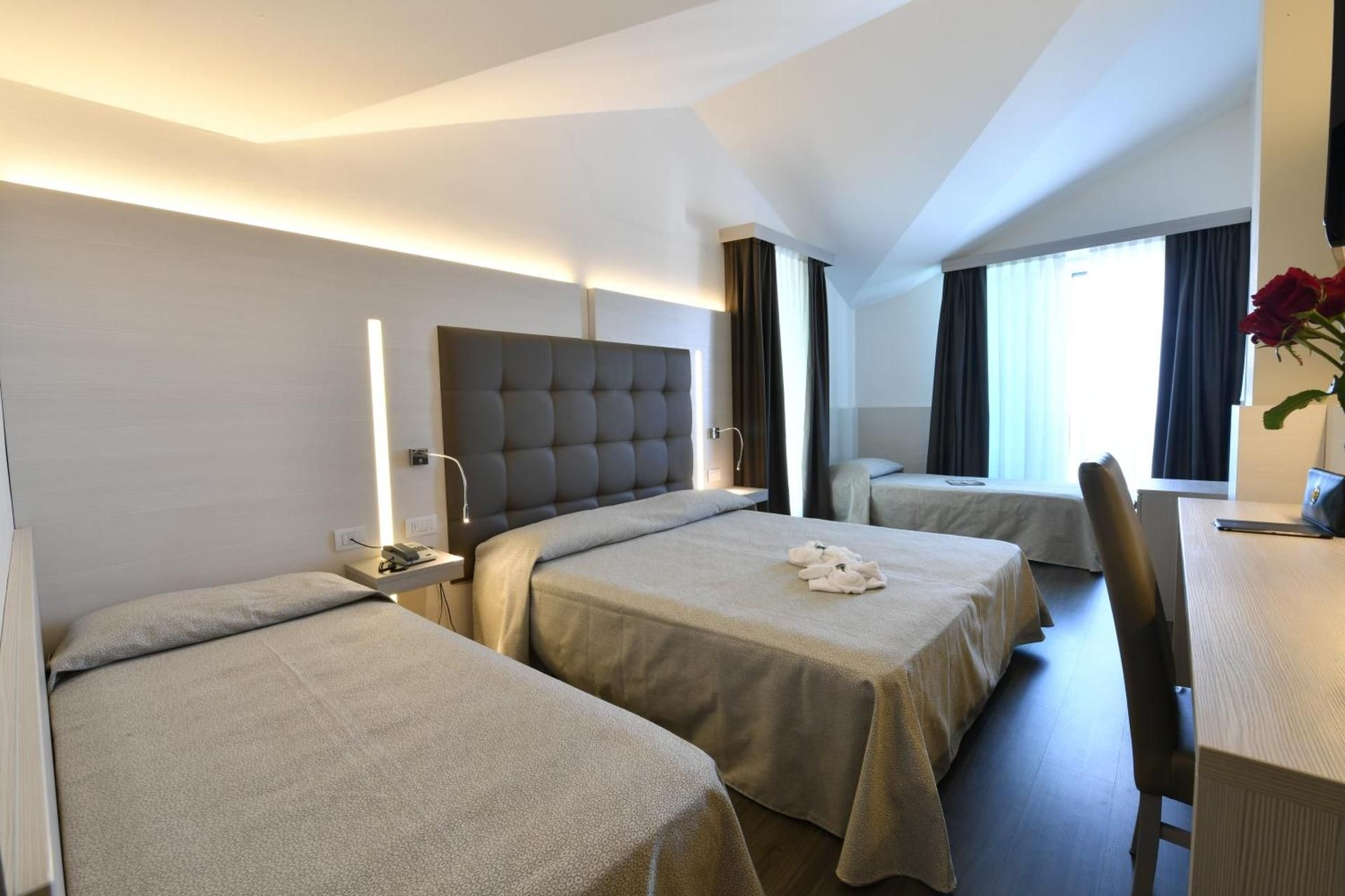 Premium Quadruple Room with Beach Package