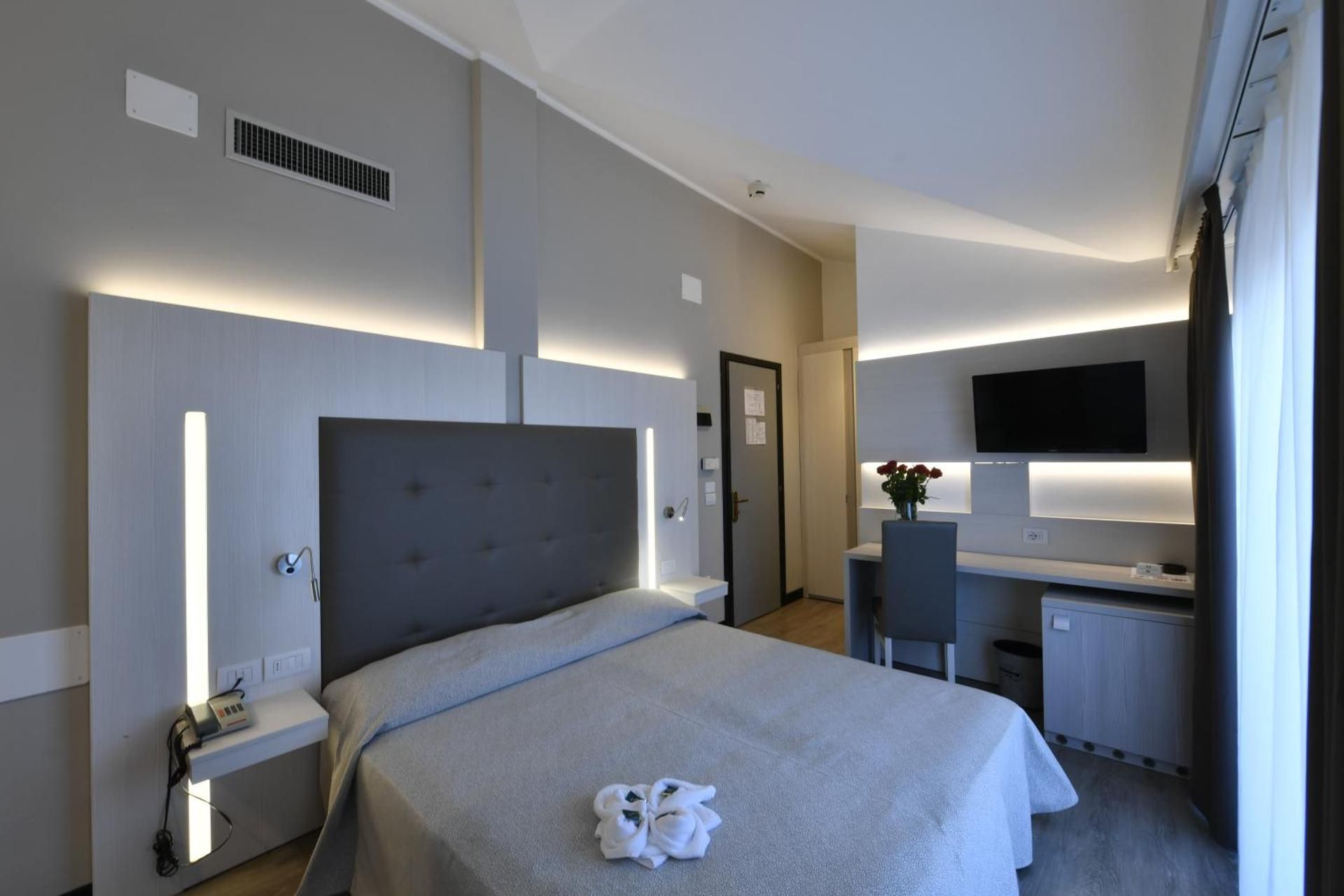 Triple Room with Balcony