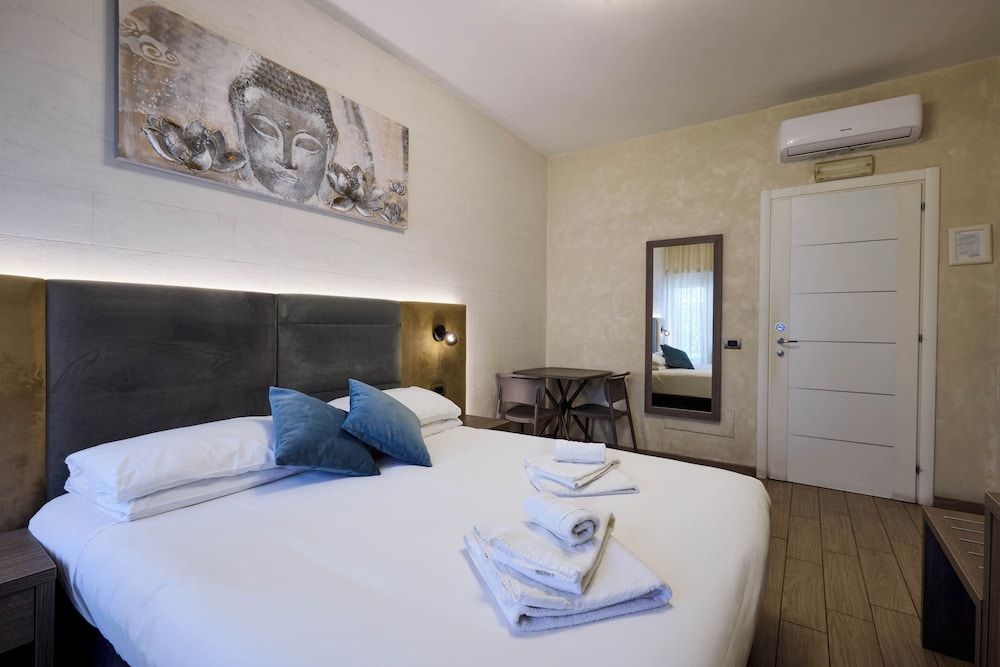 Relais Tiburtina Double or Twin Room, Balcony 9