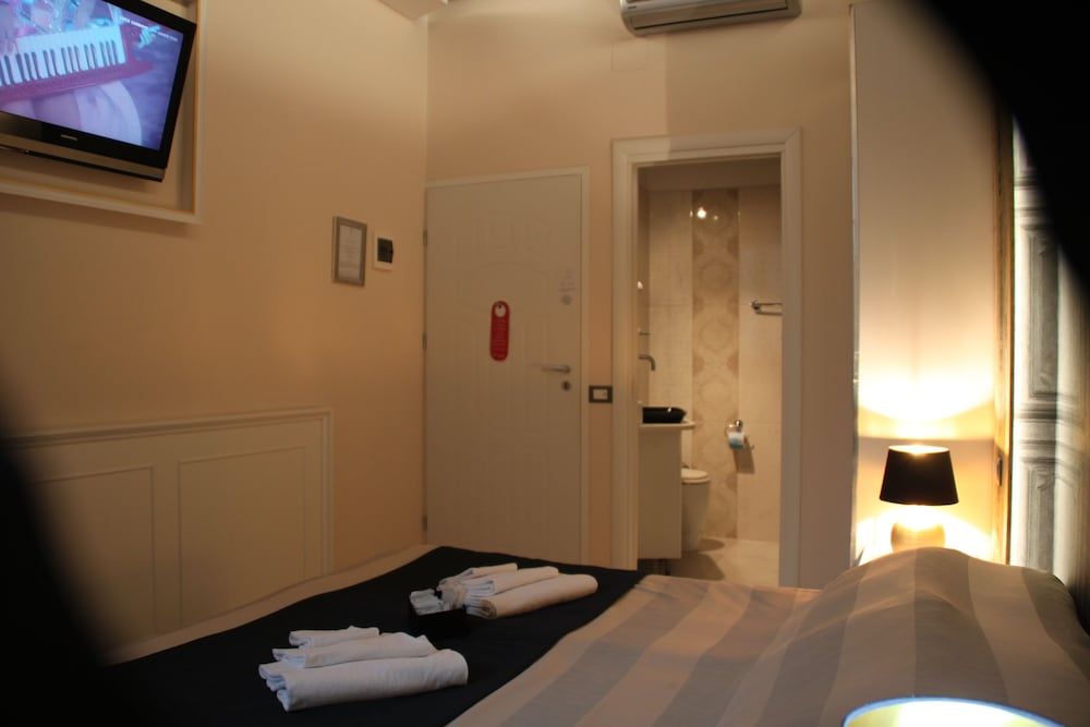 Navona Nice Room Double Room 9