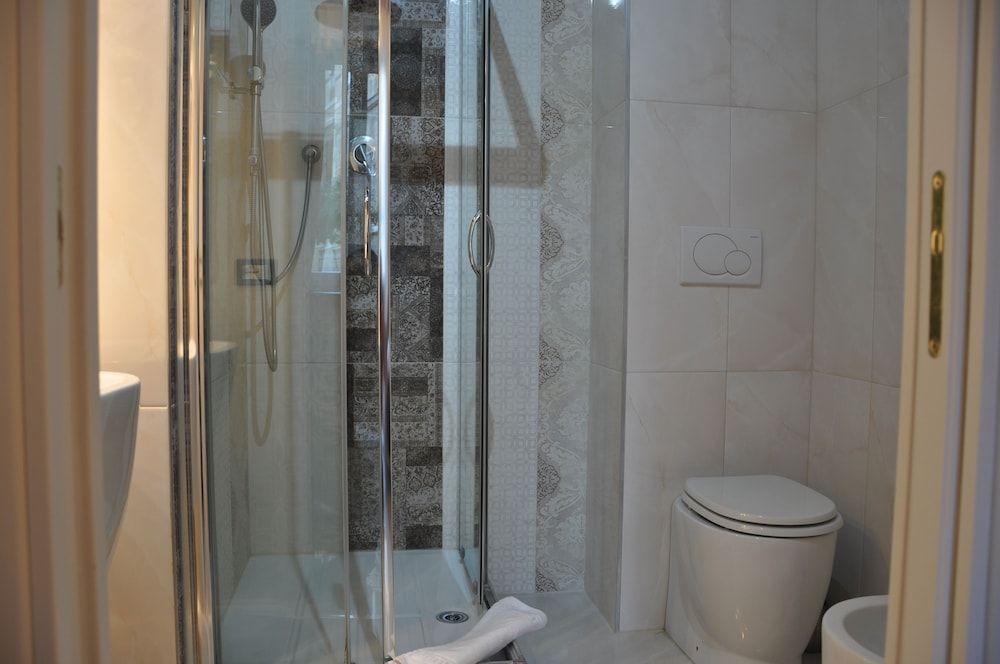 undefined Navona Nice Room 7