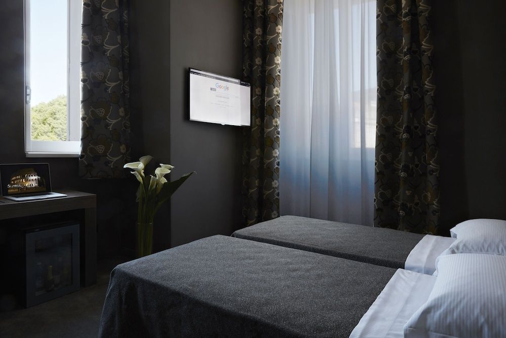 Hotel The Building Classic Double Room 5