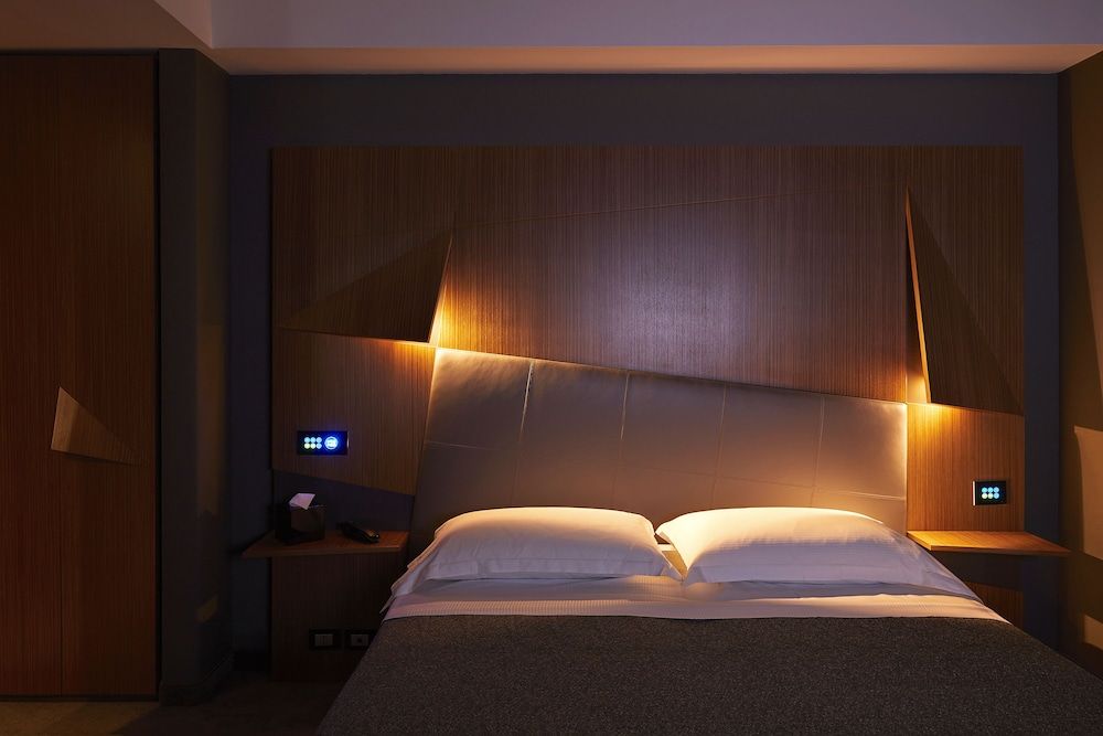 Hotel The Building Classic Double Room 3