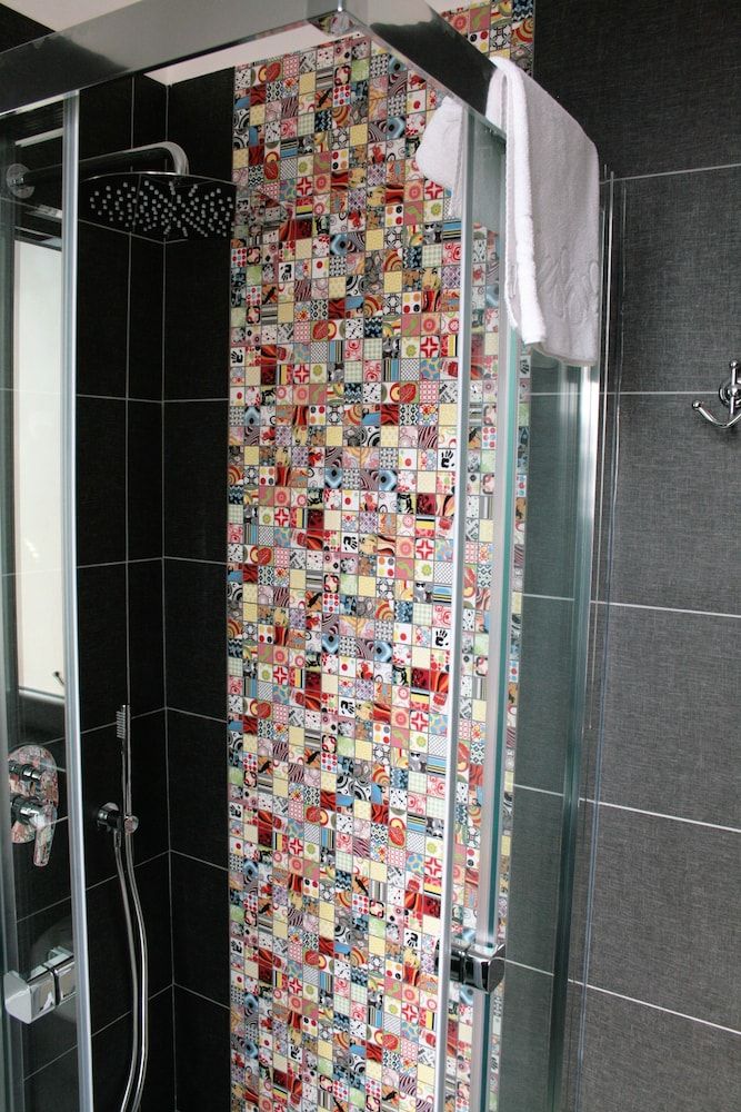 Hotel Magenta Double or Twin Room 17