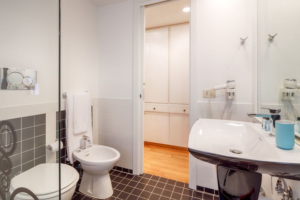 undefined N° 9 Colosseo 10