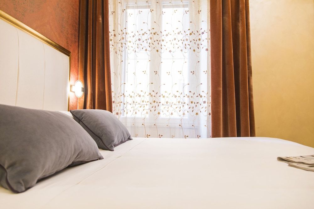 Ripetta Rooms Superior Double Room 3