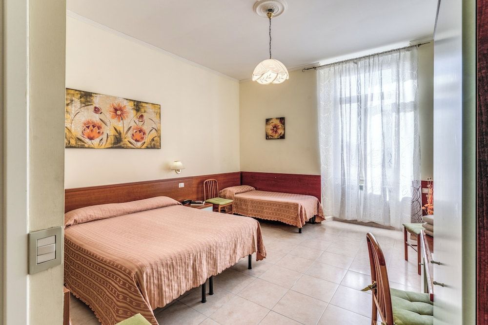 undefined Hotel Katty 7