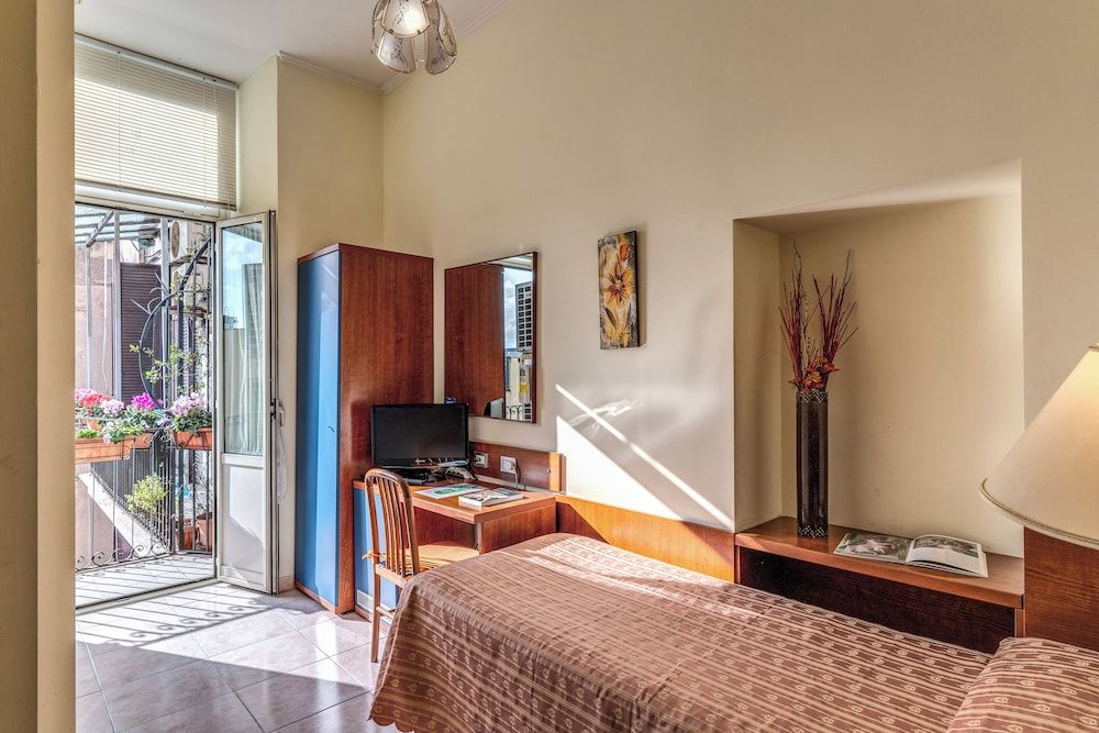 undefined Hotel Katty 4