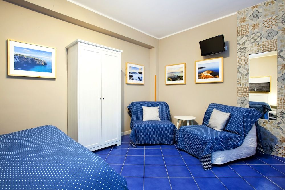 TerraSole Bakery B&B Triple Room 2