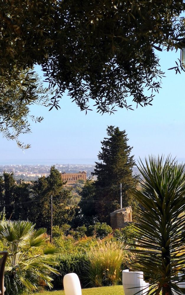 Villa La Lumia B&B Suites & Apartments Elite Room, Sea View (Venere, Temples view) 3