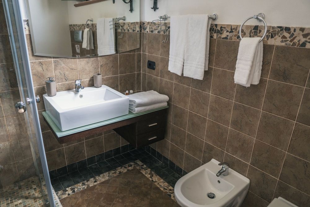 Villa La Lumia B&B Suites & Apartments Panoramic Suite, 1 Bedroom, Terrace, Sea View (Temples view) 5