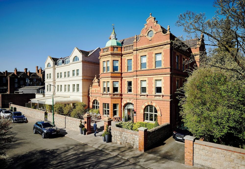 undefined Dylan Hotel 6