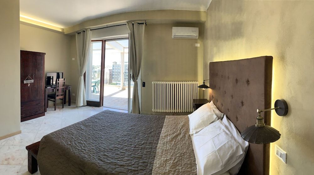 Economy Triple Room (Piazza Mazzini, 56)
