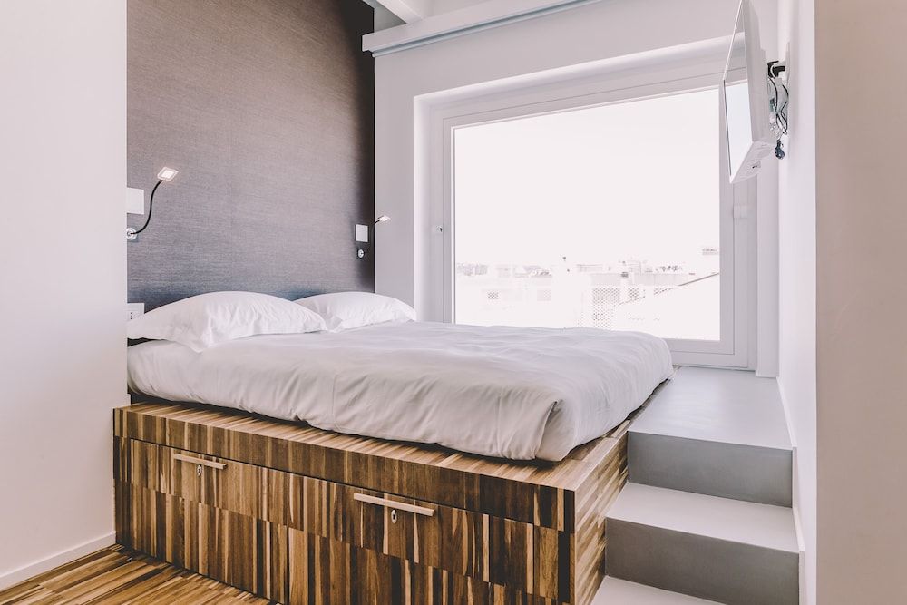 Suite 10 Luxury Suite, Multiple Beds, Sea View 6