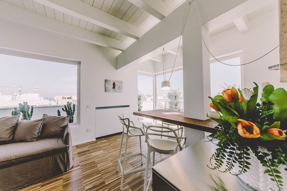 Suite 10 Luxury Suite, Multiple Beds, Sea View 14