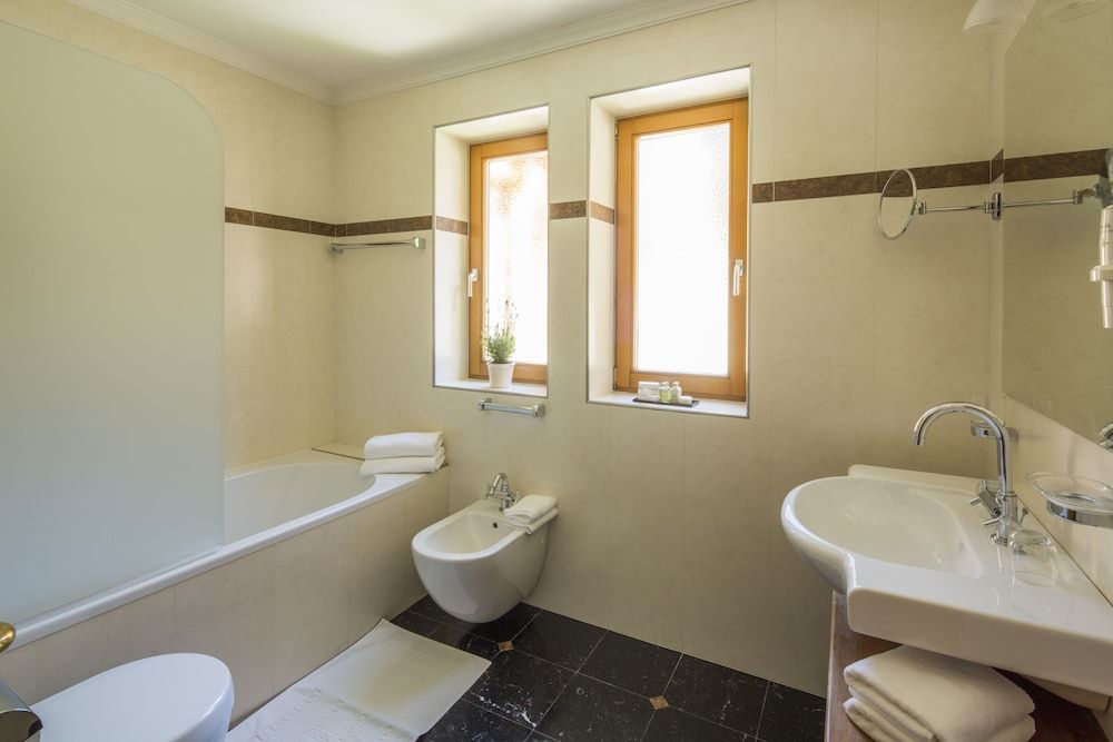 Hotel Cristallo Superior Room 4