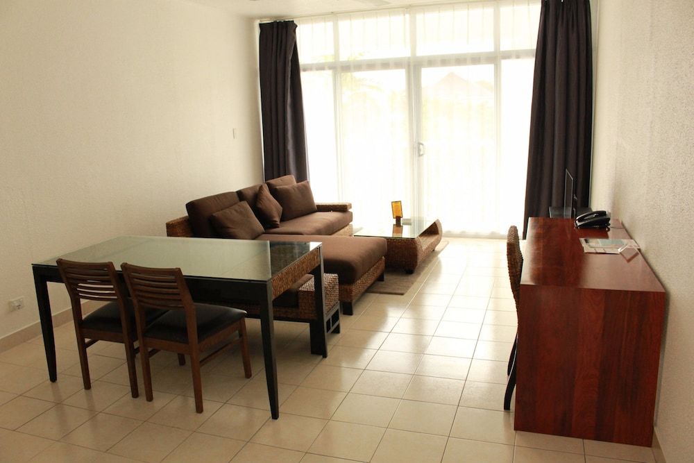 The Melanesian Port Vila Hotel 1 Bedroom Bougainvillea Apartment 17