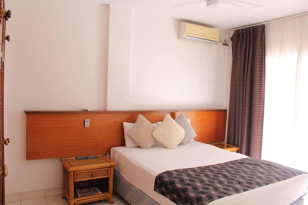 The Melanesian Port Vila Hotel 1 Bedroom Bougainvillea Apartment 6