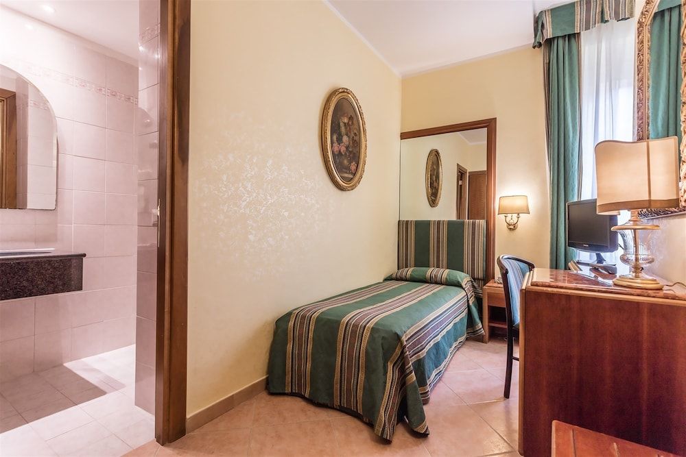 Raeli Hotel Lazio
