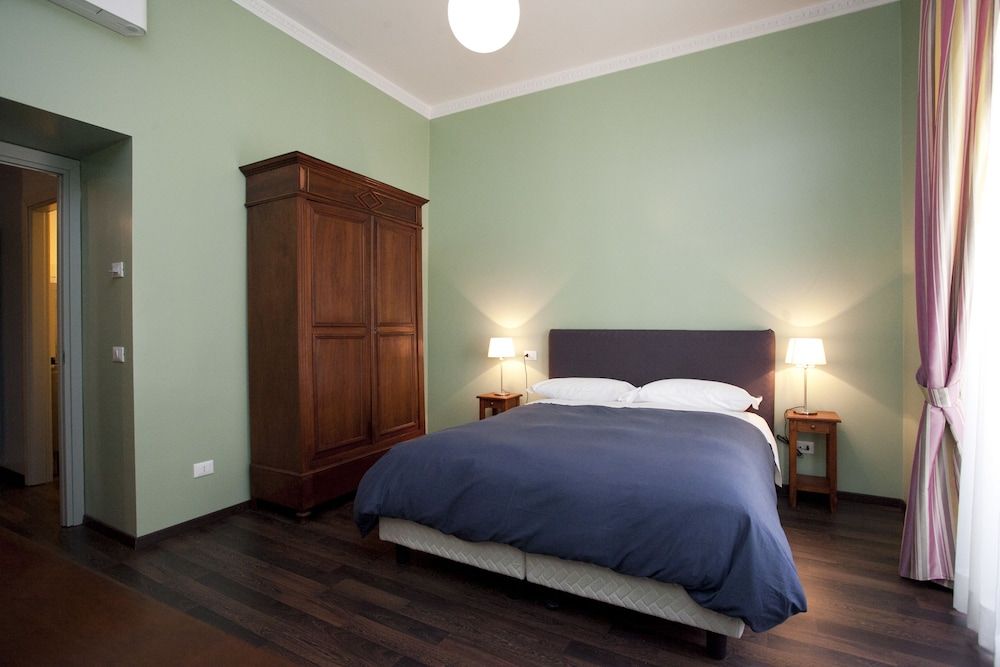 undefined Santi Quattro al Colosseo 9