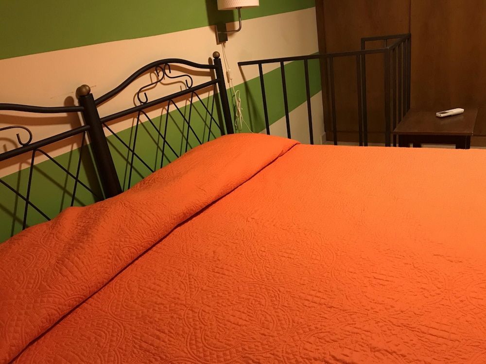 Case Così Chiaia Basic Condo 4