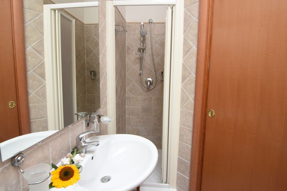 Case Così Chiaia Apartment Suite with Terrace 15