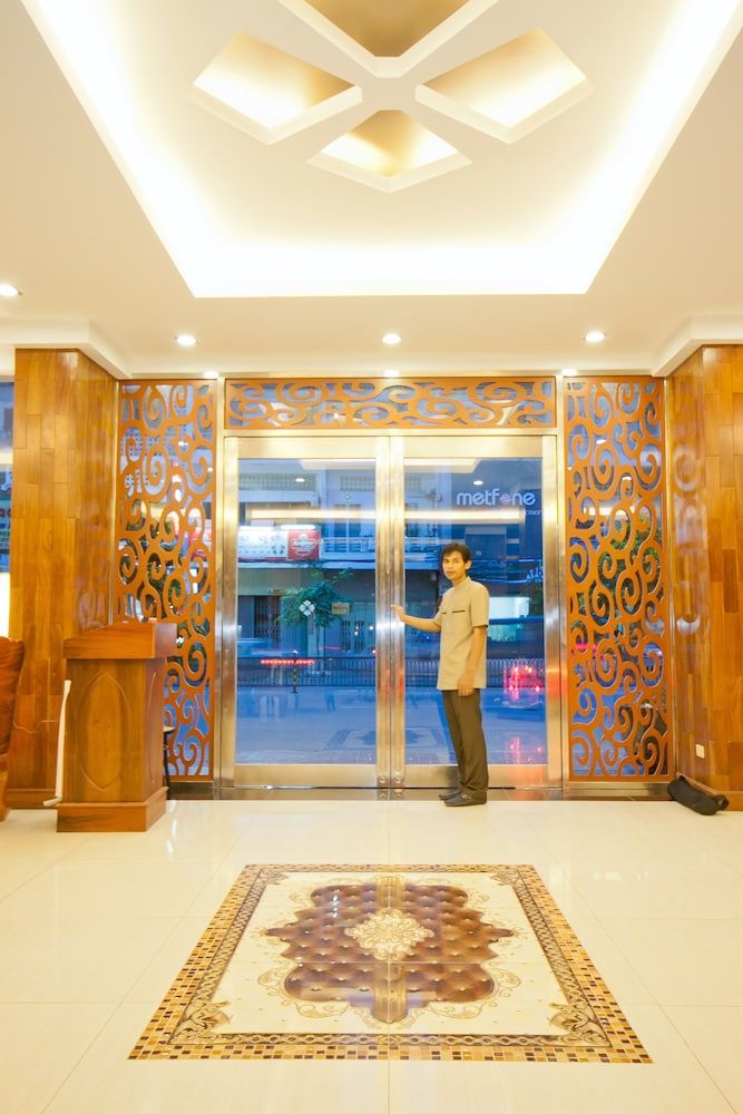 undefined Diamond Hotel 3