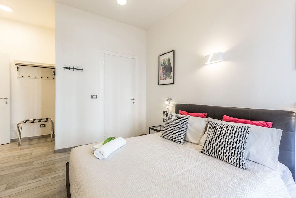 Central City Inn Deluxe Room, 1 Queen Bed 3