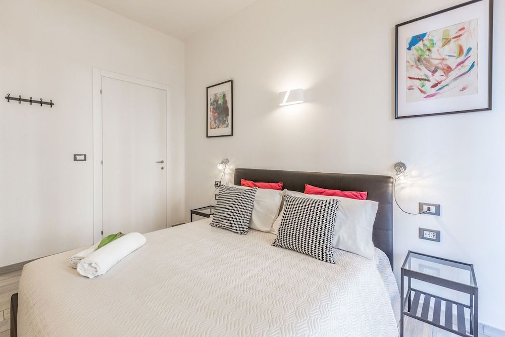 Central City Inn Deluxe Room, 1 Queen Bed 6