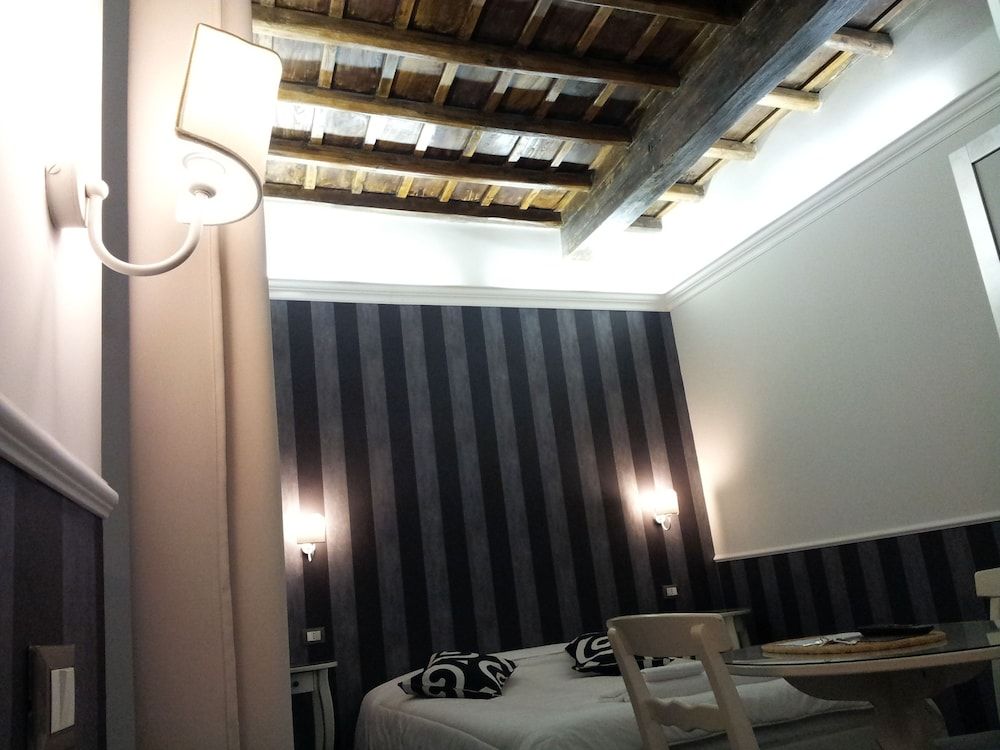 undefined Il Corso Suite 2
