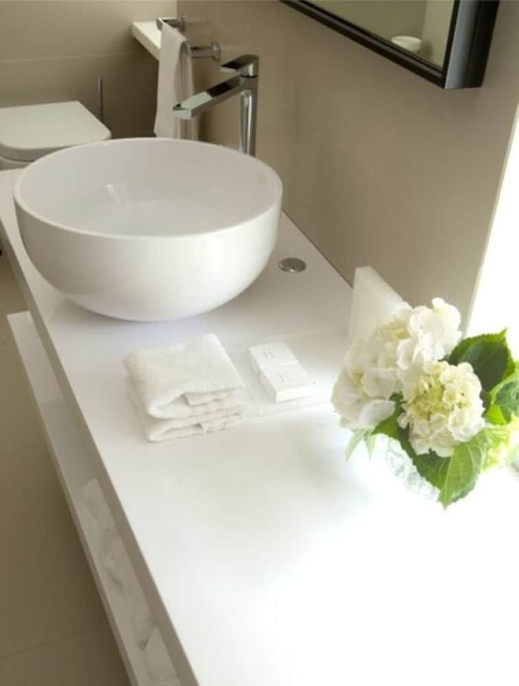 Mood 44 Suite, 1 King Bed 2