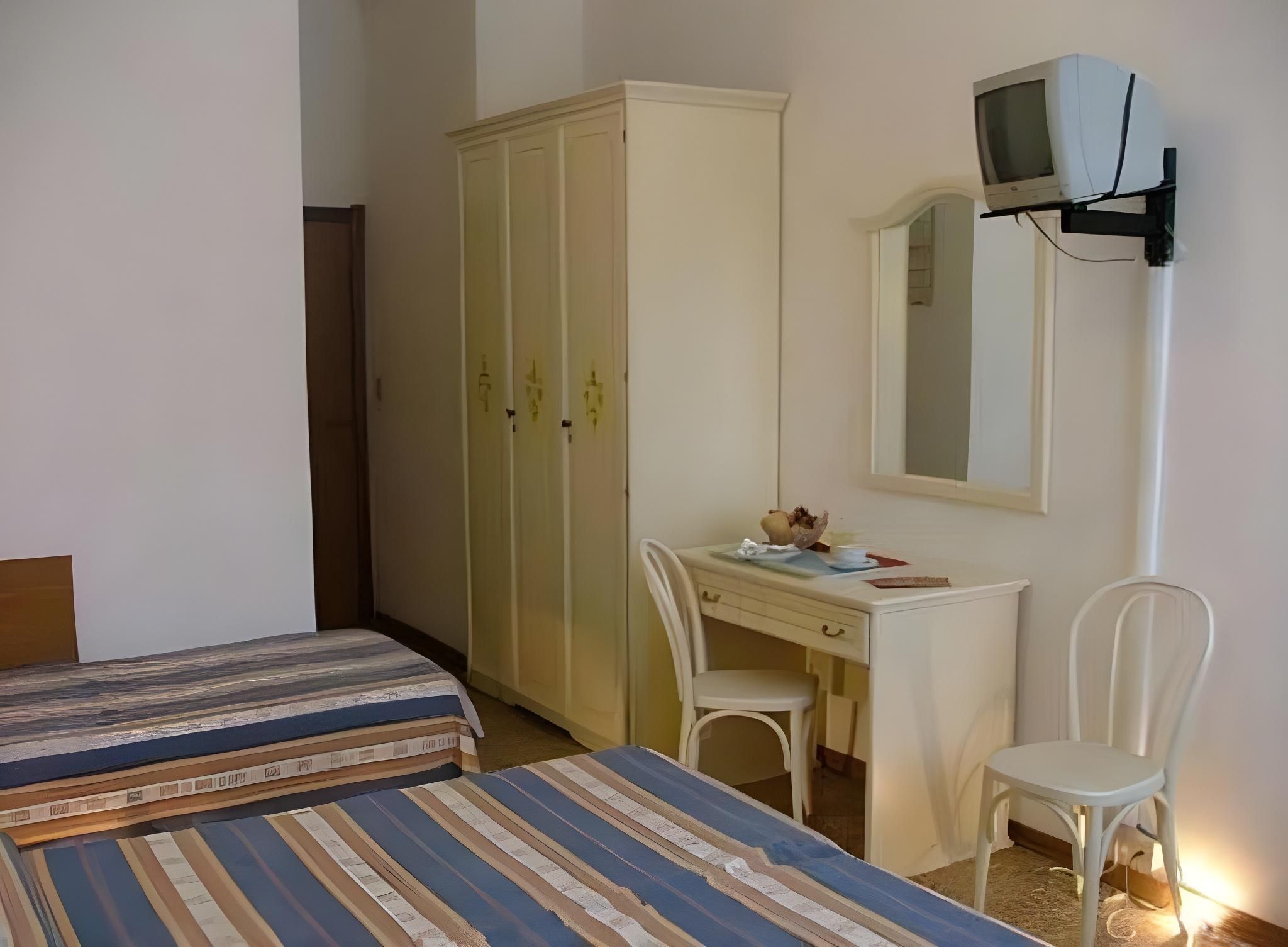 undefined Airone Hotel 7