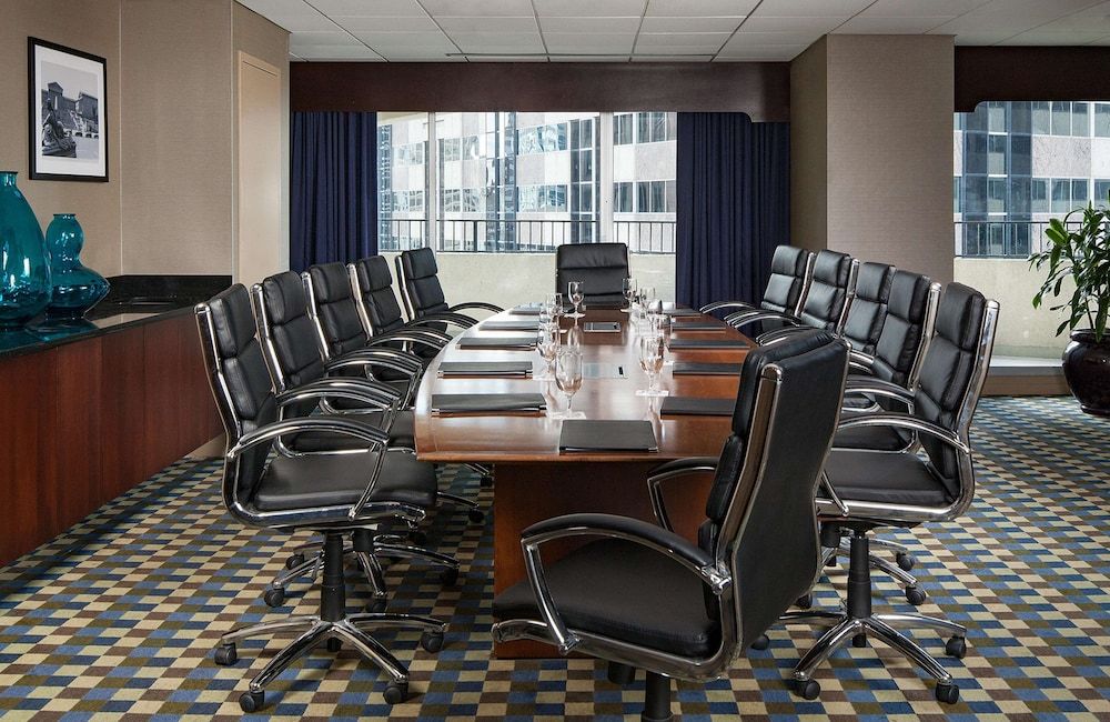 undefined Embassy Suites Philadelphia Center City 3