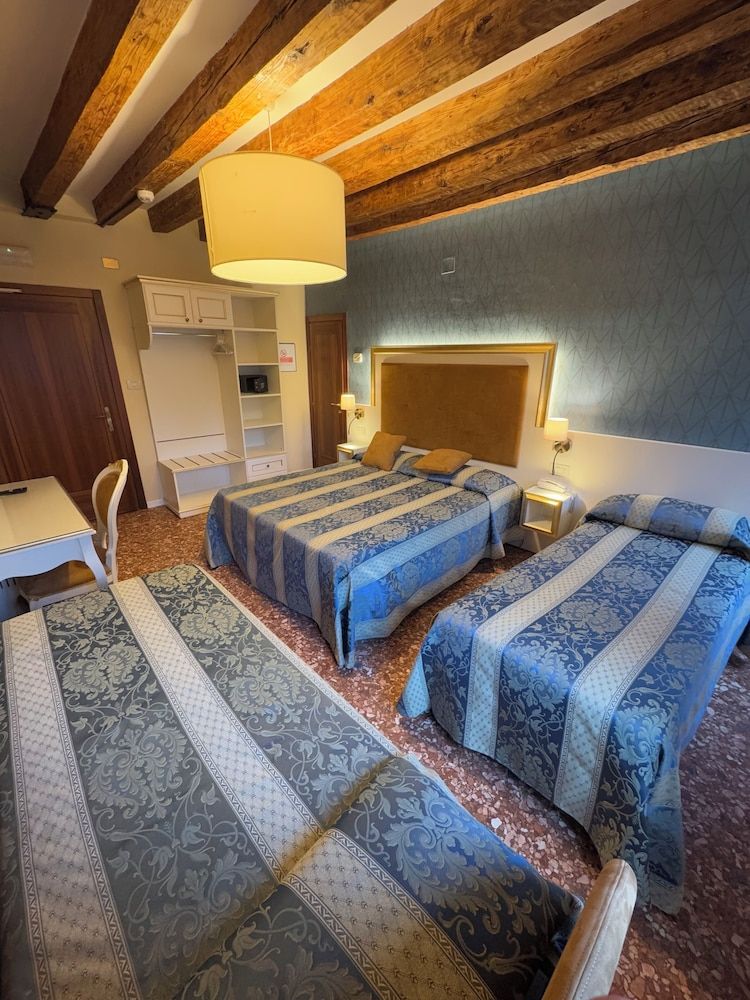 Superior Quadruple Room