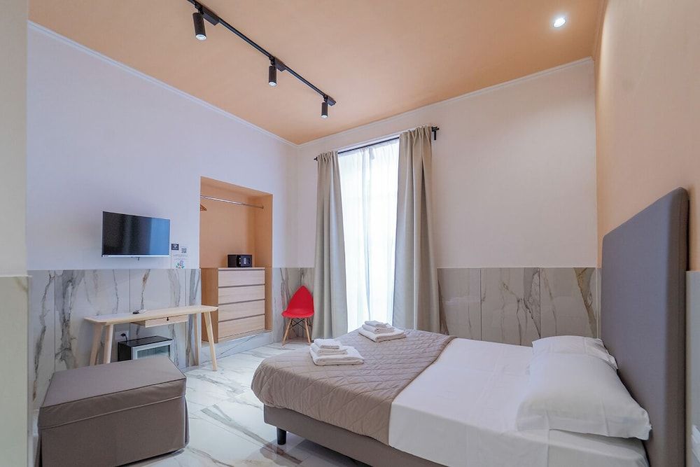 Deluxe Triple Room, Annex Building (Via G.S. Felice)