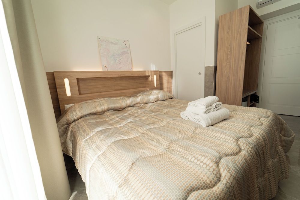 B&B Le 4 Stagioni Dante's Suites Superior Double Room, Annex Building (Vico Giardinetto) 2