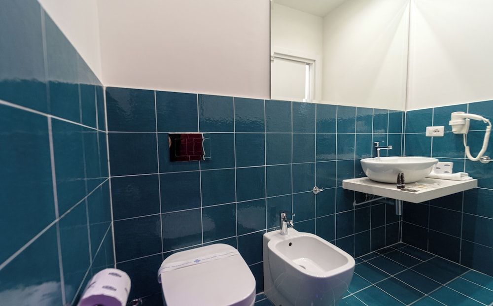 B&B Le 4 Stagioni Dante's Suites Superior Double Room, Annex Building (Vico Giardinetto) 5