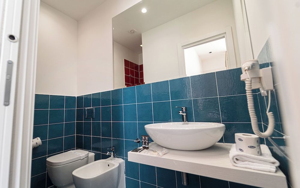 B&B Le 4 Stagioni Dante's Suites Superior Double Room, Annex Building (Vico Giardinetto) 7