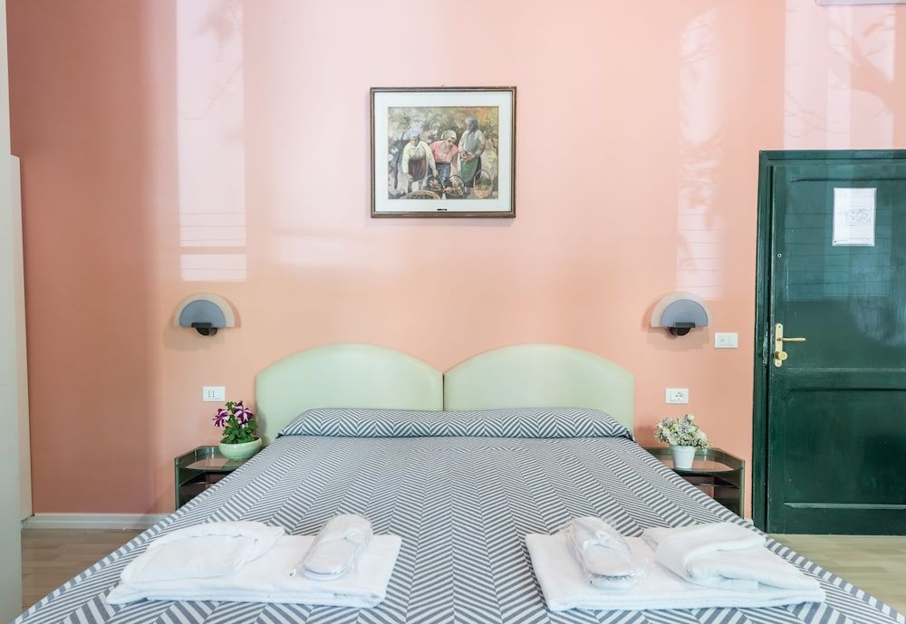 A Roma San Pietro Best Bed Double or Twin Room