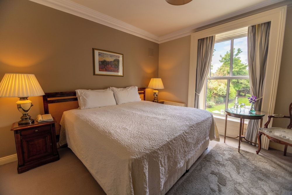 undefined Aberdeen Lodge 5