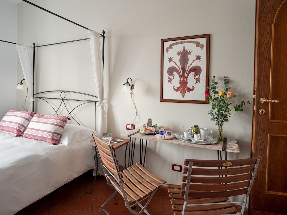 undefined Antica Posta Bed & Breakfast - Florence