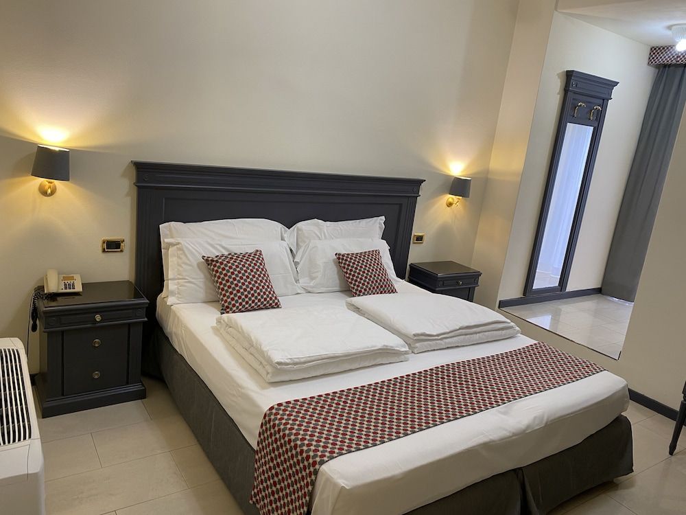 Hotel Estée Superior Double Room, Lake View