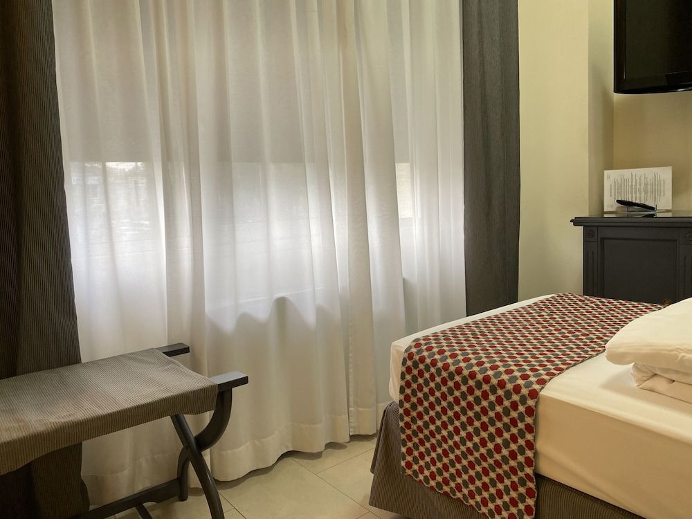 Hotel Estée Single Room 2