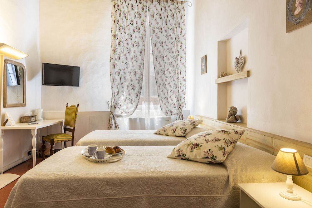 B&B San Remigio Firenze Standard Double or Twin Room 10