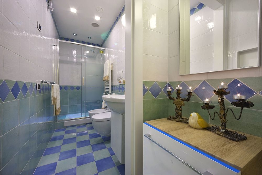 B&B Sorrento Central Junior Suite, Jetted Tub 2